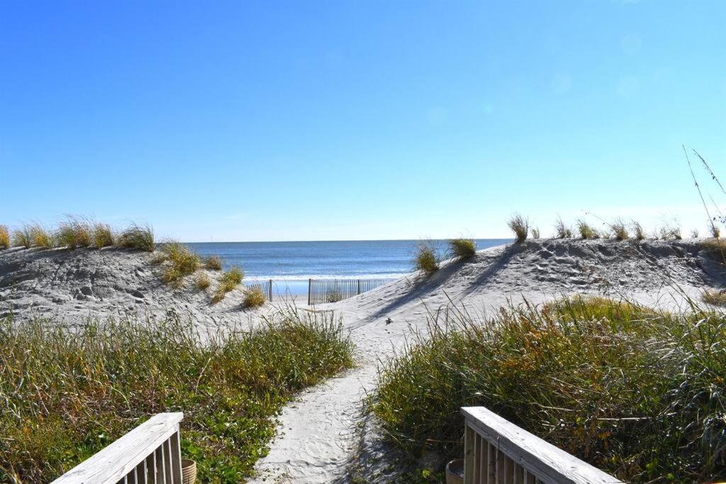 New Remodeled Direct Oceanfront Views Beach Cove Myrtle Beach Eksteriør bilde