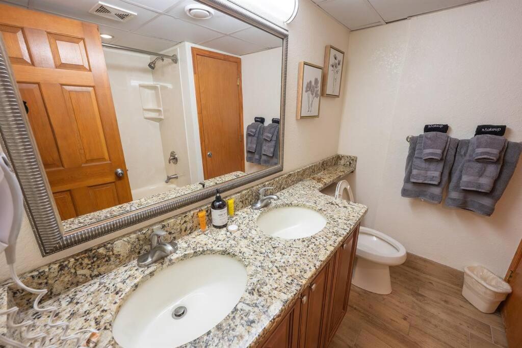 New Remodeled Direct Oceanfront Views Beach Cove Myrtle Beach Eksteriør bilde